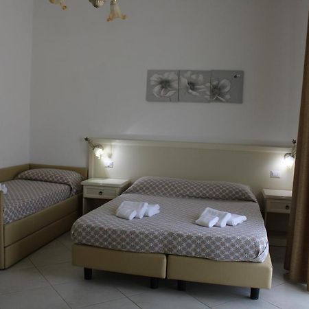 Afrodite Hotel Scalea Exterior foto