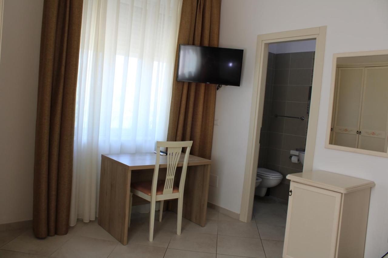 Afrodite Hotel Scalea Exterior foto