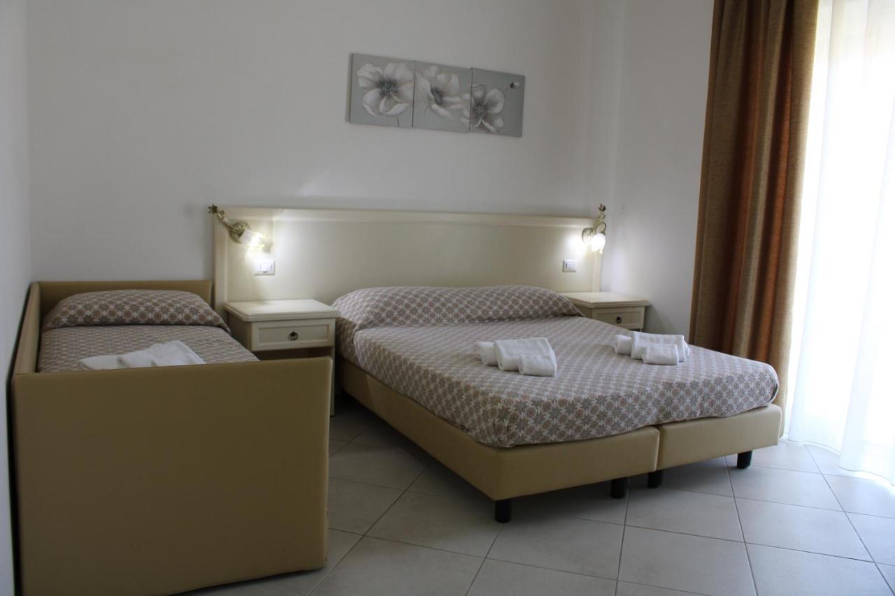 Afrodite Hotel Scalea Exterior foto