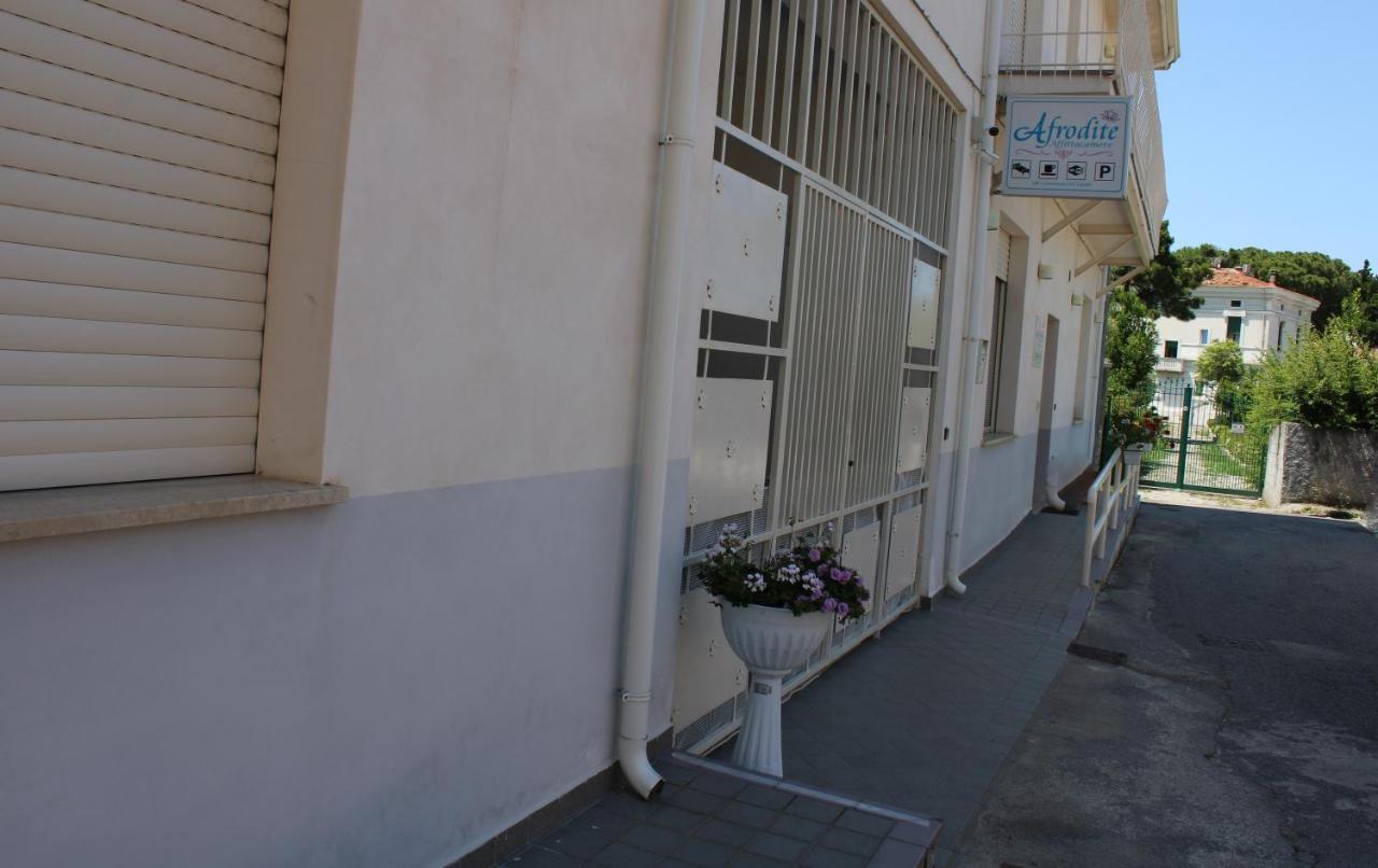 Afrodite Hotel Scalea Exterior foto