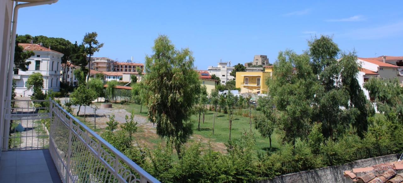 Afrodite Hotel Scalea Exterior foto