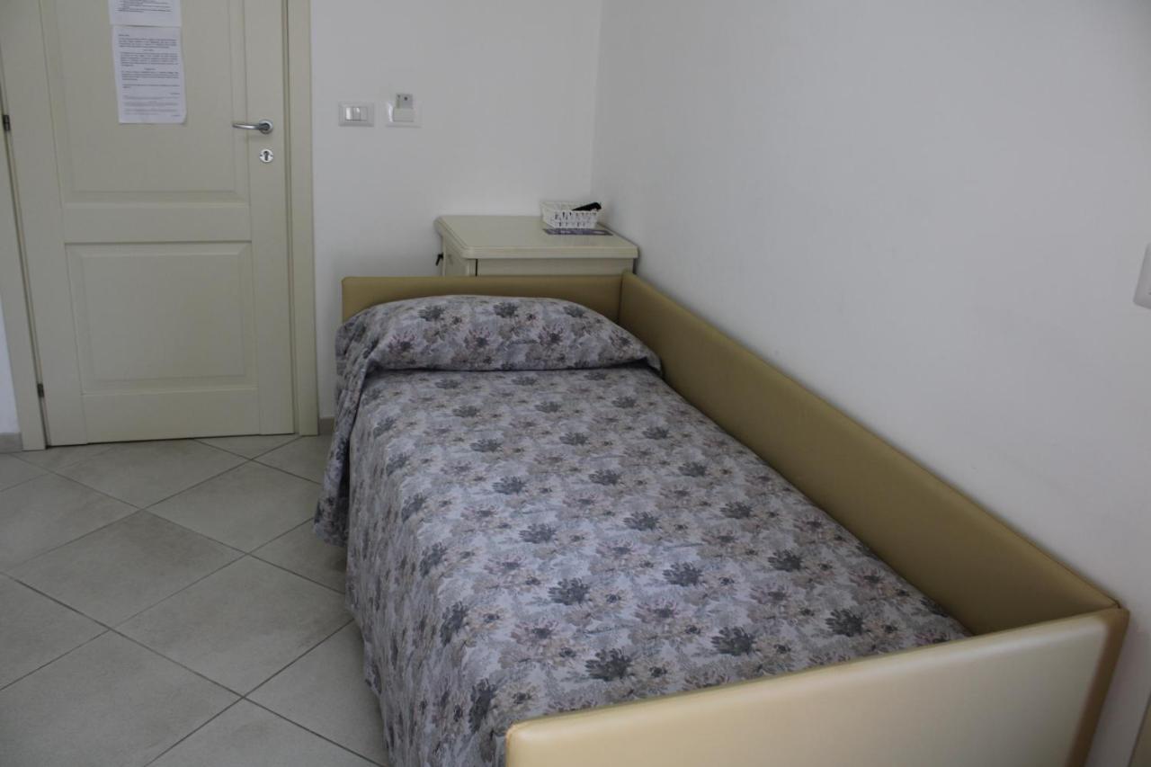 Afrodite Hotel Scalea Exterior foto