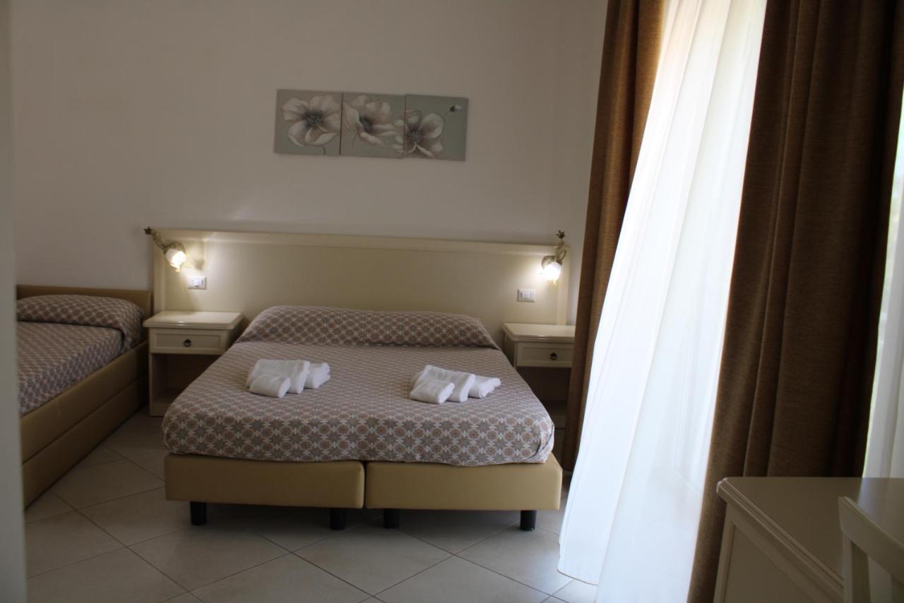 Afrodite Hotel Scalea Exterior foto